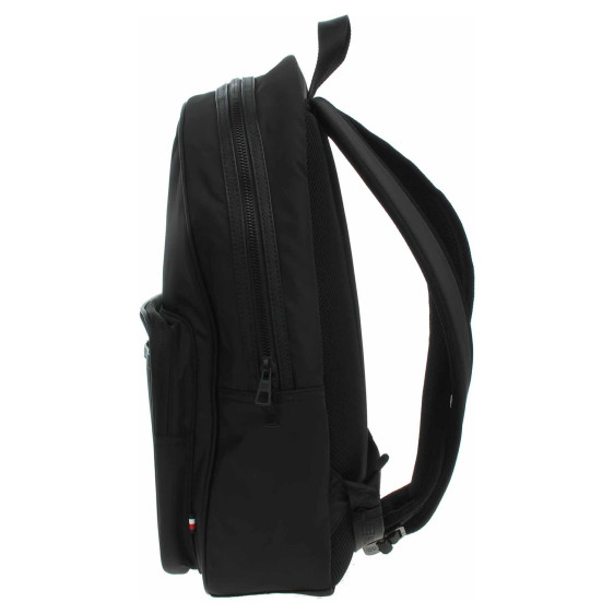 detail Tommy Hilfiger pánský batoh AM0AM13464 BDS Black