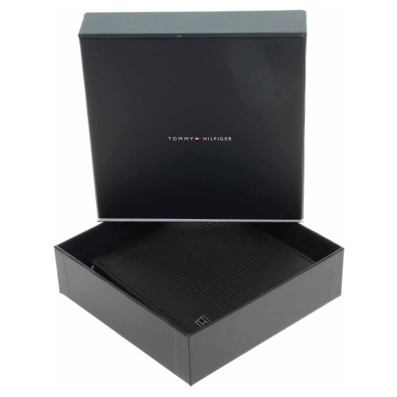 detail Tommy Hilfiger pánská peněženka AM0AM13709 BDS Black