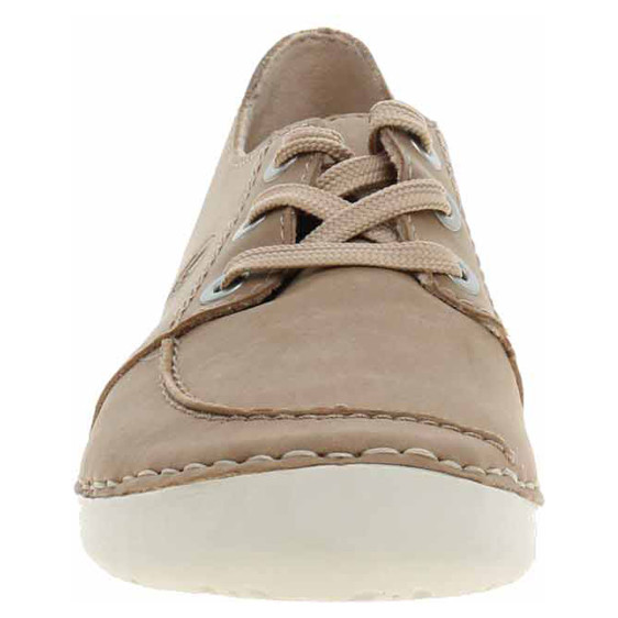 detail Dámske poltopánky Rieker 52545-62 beige